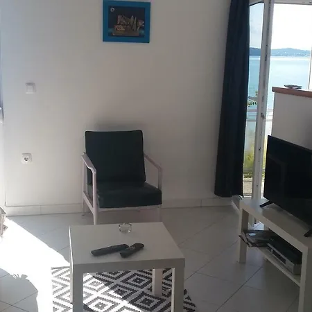 Jure Apartment